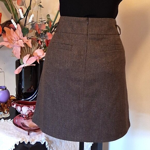NWOT MEXX Brown Classic Wool Blend Skirt Knee Length Skirts Tag Size 40/42 - Picture 6 of 8